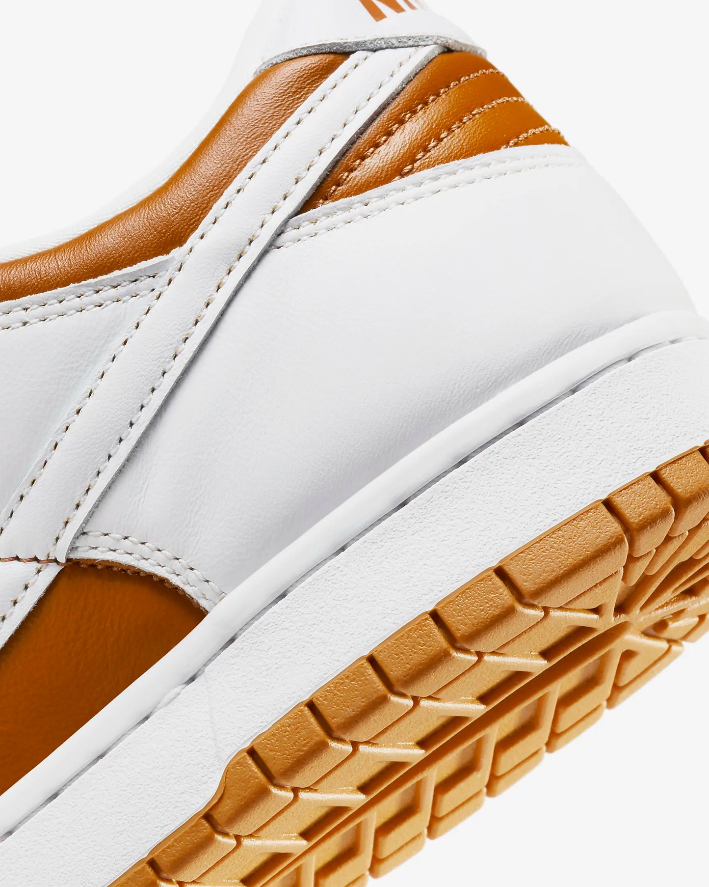 Dunk Low Retro - NIKE