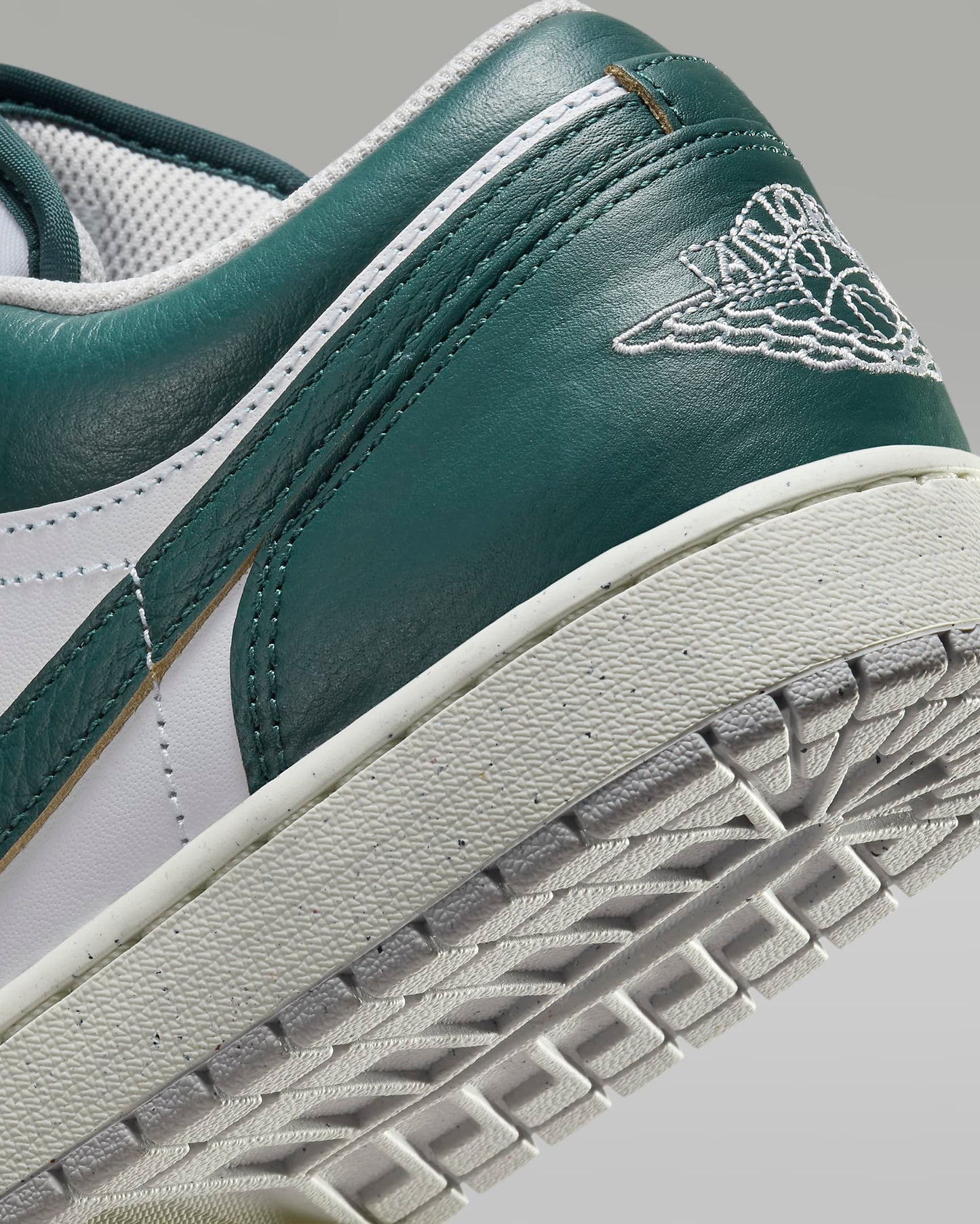 Air Jordan 1 Low SE
