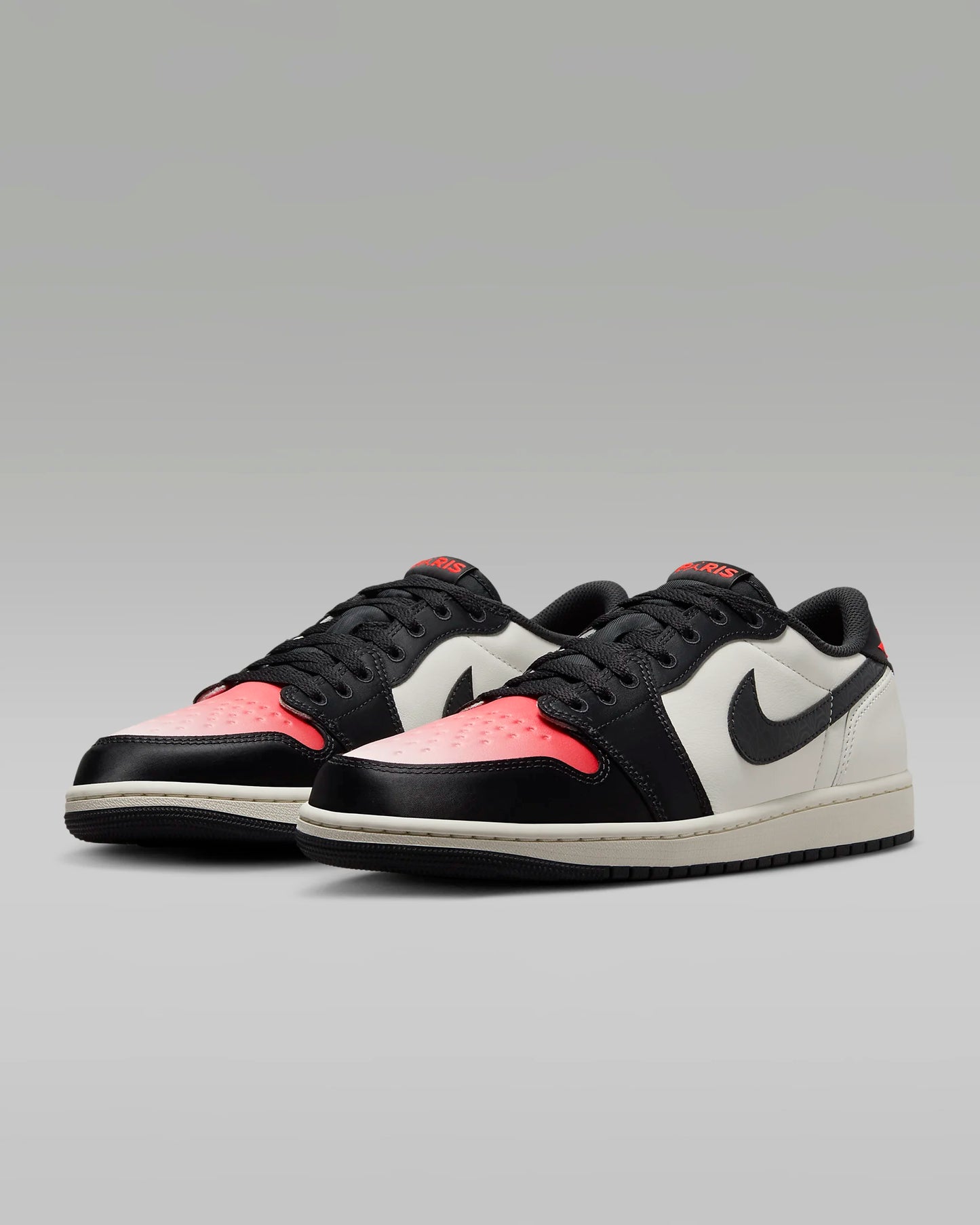 Air Jordan  Retro Low Paris