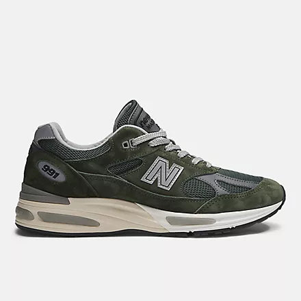 NB Made in UK 991v2