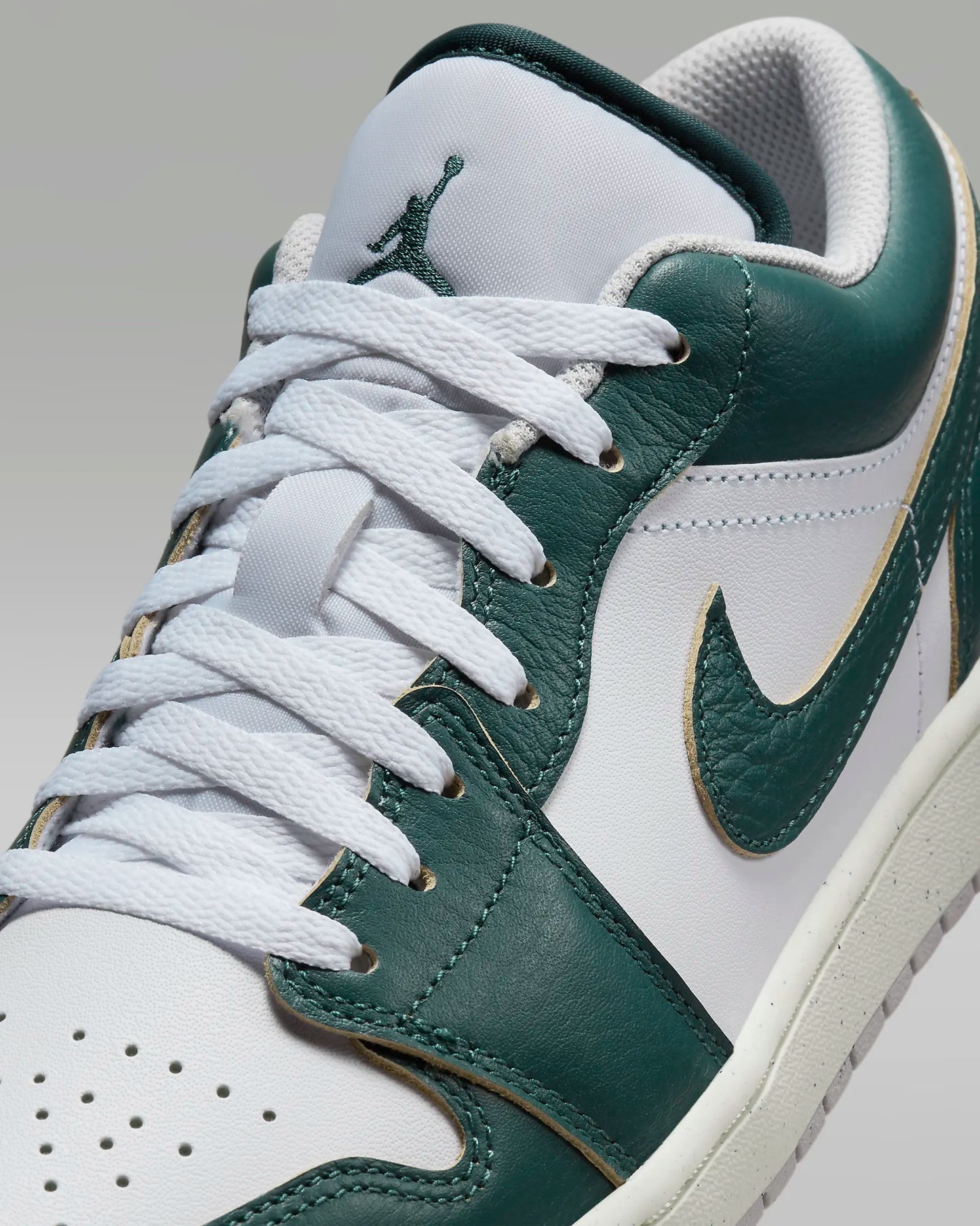 Air Jordan 1 Low SE